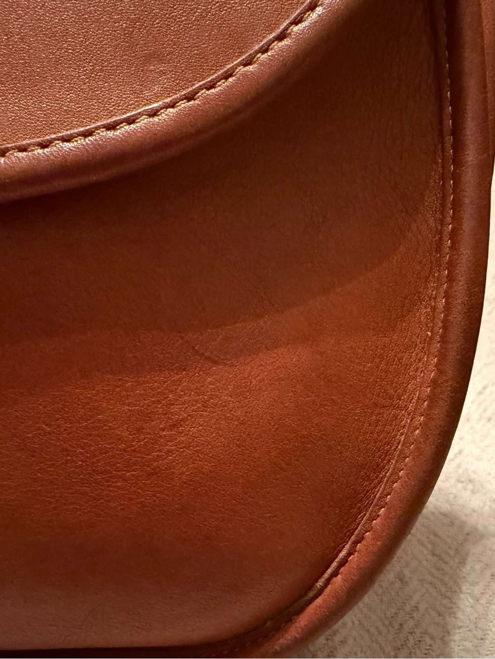 Vintage Coach Large Plaza Bag in British Tan - Picture 3 of 6